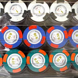 Bird Cage de 1000 jetons de poker "LAS VEGAS" - version CASH GAME - en clay composite 14 g - avec accessoires