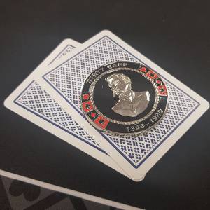 Card-Guard "WYATT EARP" - in metallo - 2 facce diverse - diametro 50mm
