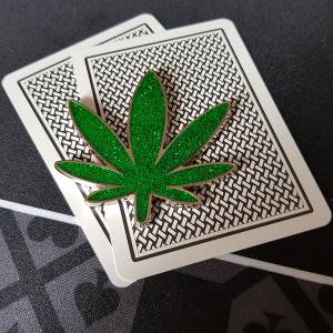Card-Guard "POT LEAF SHAPE" - in metal - 50mm in diameter

Card-Guard "POT LEAF SHAPE" - w metalu - 50 mm średnicy