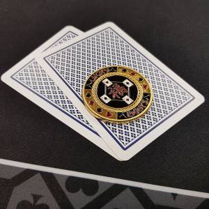 Card guard "LUCKY 8" - 40 mm - in its plexiglass token protector