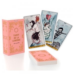 "LUMINOUS TAROT"