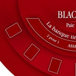 "BLACK JACK 2023" röd matta - 140 x 70 cm - neopren jersey - Halvmåne