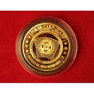 Kaarthouder "LUCKY 8" - 40 mm - in zijn plexiglazen chipbeschermer